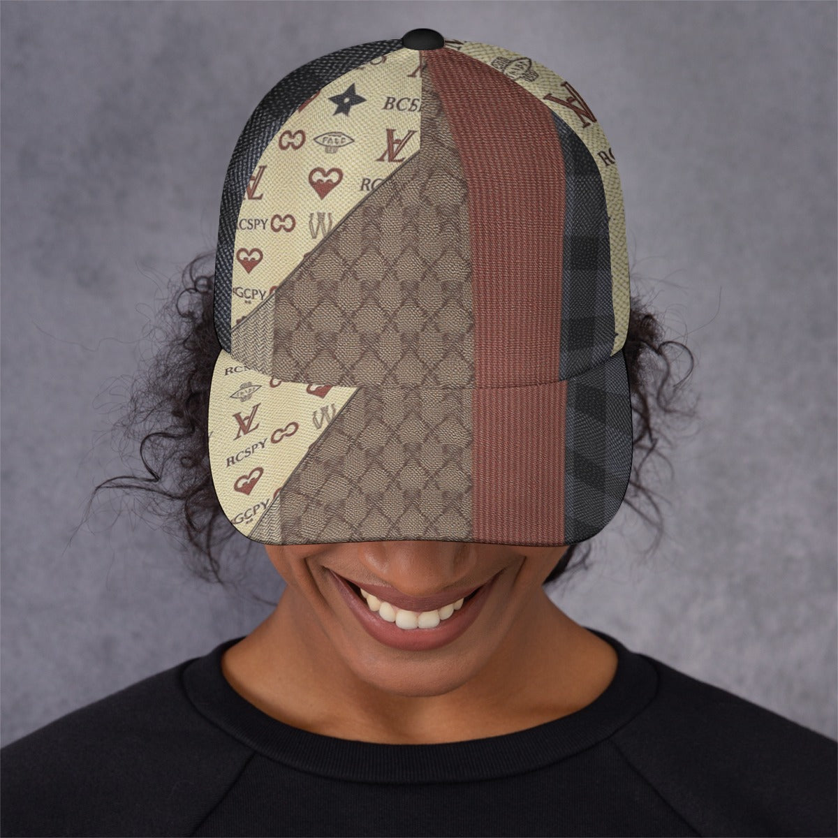 Cartier,VL Gutton Peaked Cap - Fashionable 100% Polyester Cap with White/Green/Red or Black/Blue Stitch