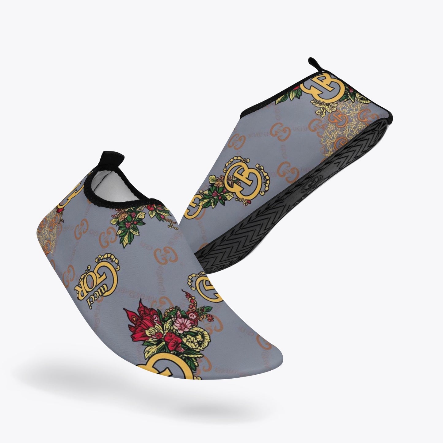 476. New Low Top Water Shoes